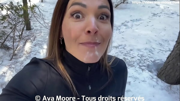 Play MP4 - Une fran&ccedil;aise suce une grosse bite dans la neige et avale tout le sperme - Ejaculation buccale