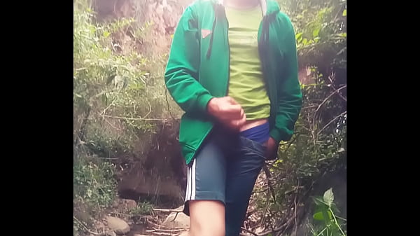 Play MP4 - en una tarde de sexo con una masturbada hot &comma; vestida de mujercita