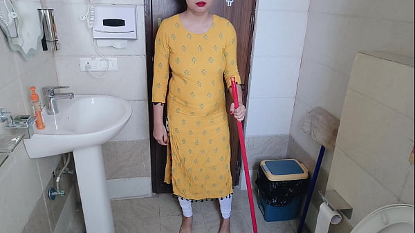 Play MP4 - Even about Kamwali Bai&comma; the person had put his hands on his nipples new Indian porn video xxx