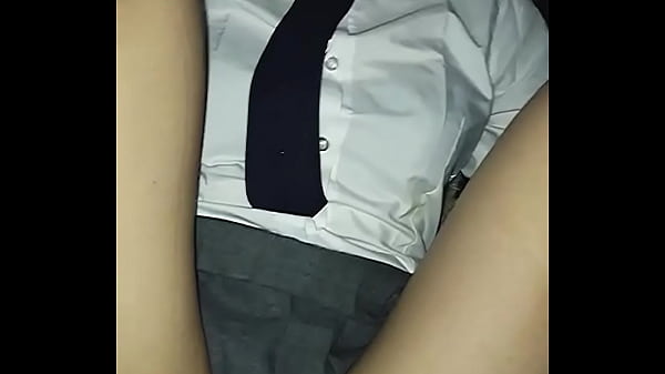 Colegiala de escuela privada prueba la verga por el culo