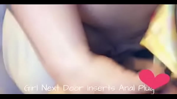 Deep anal plug insertion