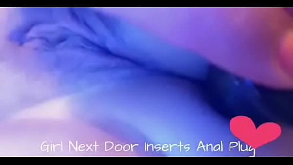 Deep anal plug insertion