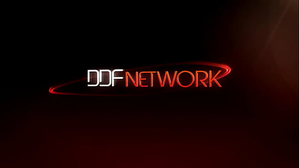 Sucking the ice slurping his popsicle for cum in mouth