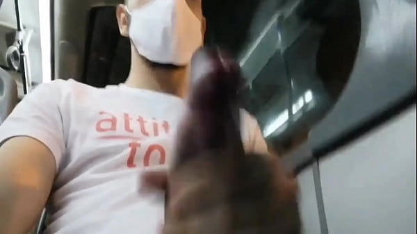 Play MP4 - Cuarentena&comma; d&iacute;a 51 y me puedo masturbar en el bus sin problema alguno incluso detr&aacute;s de una madre de familia