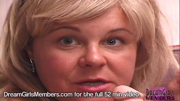 Big Tit MILF Gives A_Cock SuckingDemonstration