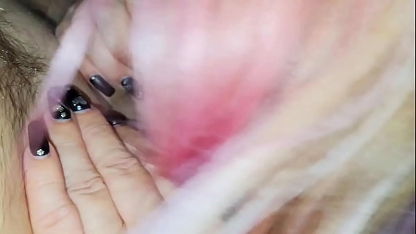 The snow maiden in funny shoes came to congratulate 