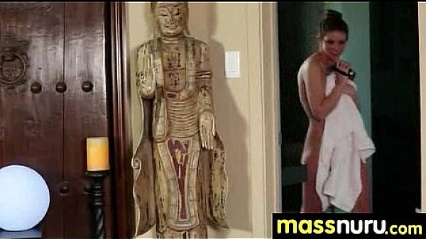 Nonton Most Erotic Massage Experience 12 thumbnail