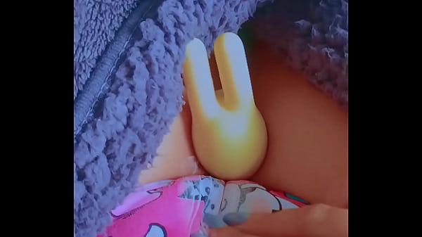 First time latina cutie&rsquo;s toy tease 