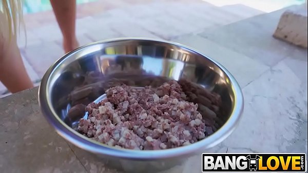 Play MP4 - Diamond Kitty&comma; Valentina Jewels In Little Doggie