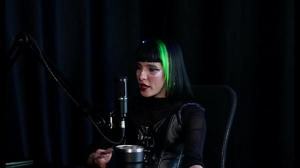 Desistiu deentrar_na SG vendia nude escondida do namorado_dava aula de física e seu primeiro programa foiestranho Carol_RHCP SHEER RED