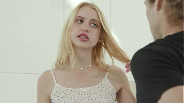 Chloe Couture Is My Squirt-aholic Step Sister thumbnail