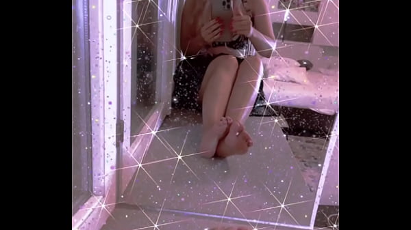 Song Pizdada By Singer Findom Goaldigger thumbnail