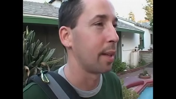 Play MP4 - Dark haired MILF Ikari gets her cunt licked and fucked outside