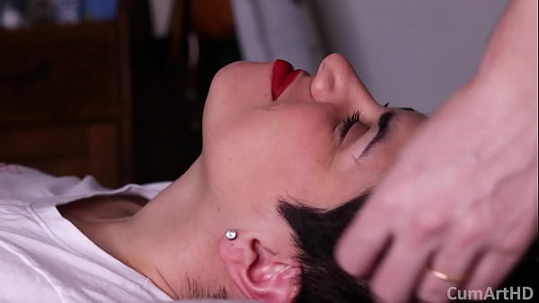 Play MP4 - Close up mouthful