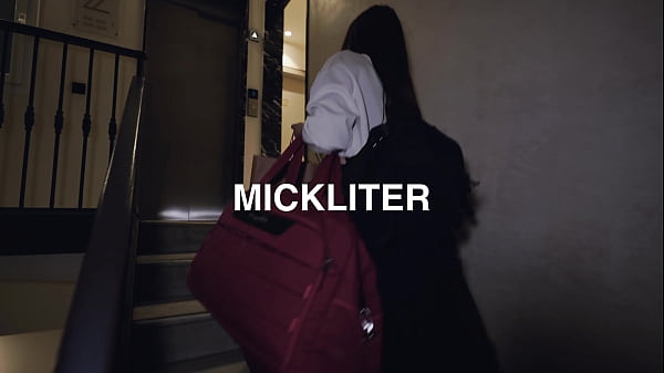 Nonton Instead Of Tourism, She Wanted To Fuck, Drooled On The Camera thumbnail