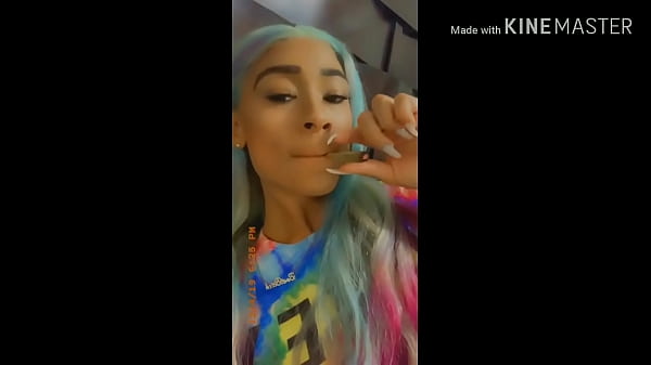 Play MP4 - Hot busty teen having a blast