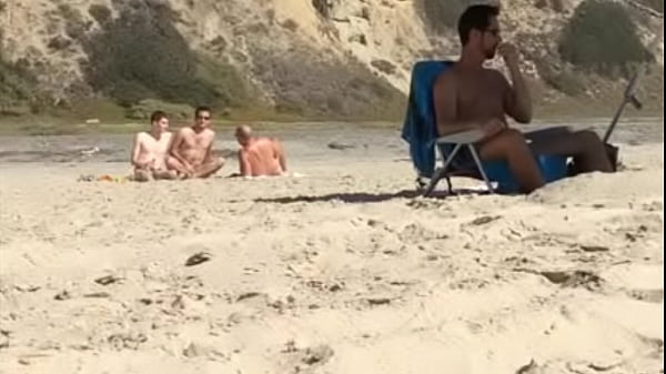 Play MP4 - Guys caught jerking at nude beach