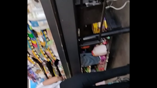 Nonton Chica Con Buen Culo En Supermercado thumbnail