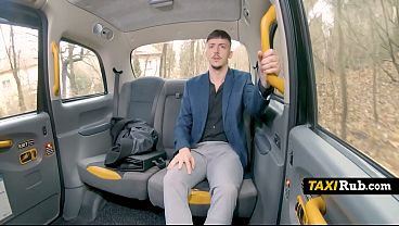 Female Cabbie Hates Bankers So Much She Wants To Fuck Them