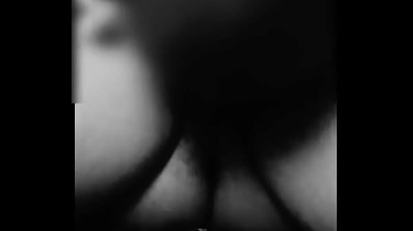 Play MP4 - Homemade&colon; Licking her hairy pussy