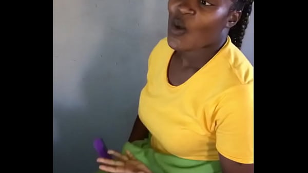 Play MP4 - Single And Horny Date