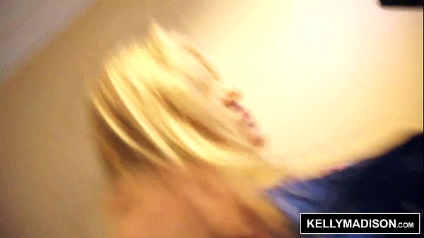 Play MP4 - KELLY MADISON - Getting Dick in Denver