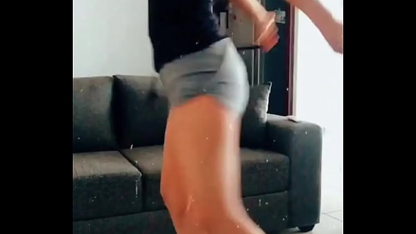 Nonton Training thumbnail