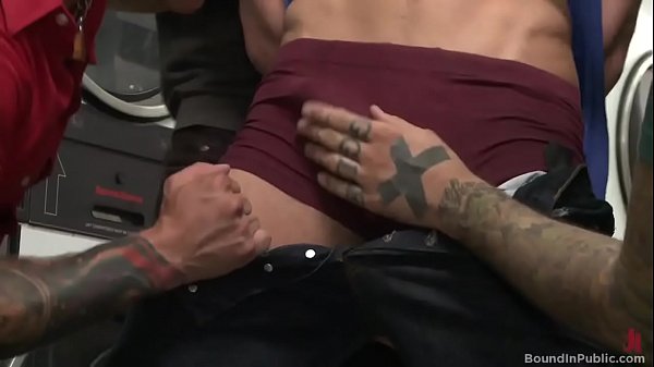 Play MP4 - a little bit bound in public 2