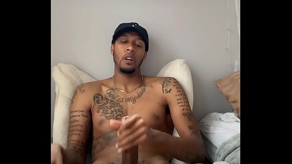 Play MP4 - Big dick play