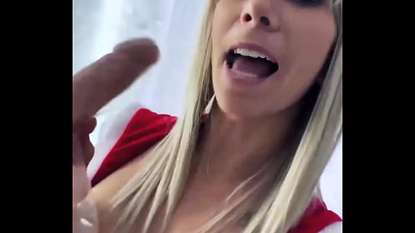 Play MP4 - Littleangel84 - J'ai Embarqu&eacute; un Fan Qui M'a Reconnu Pour me Goder Le Cul et Une Faciale - S01E09