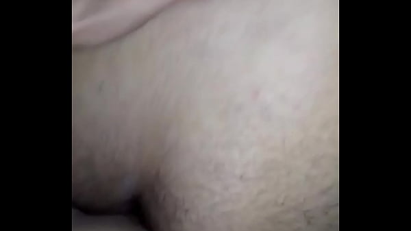 Macho dando pra travesti