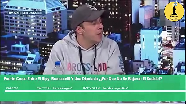 Cumbiero se coge a zurdos en_vivo