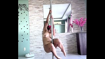 Pole dancing farting nonstop sexy curves chubby girl practice session