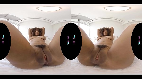 Play MP4 - VRALLURE Come Hangout In My Bedroom&excl;