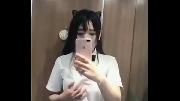 anyone know the girl and the full video ? 