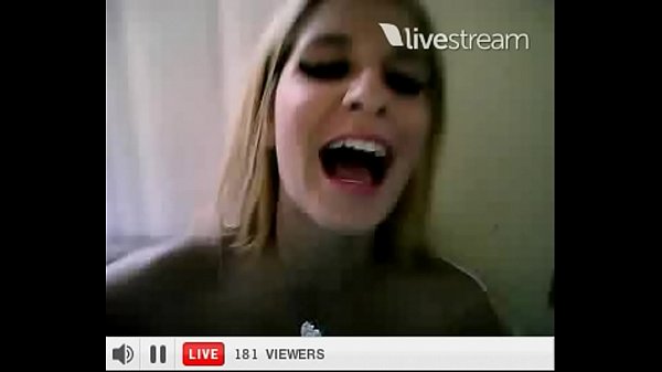 twitcam @gatinhadevassa 