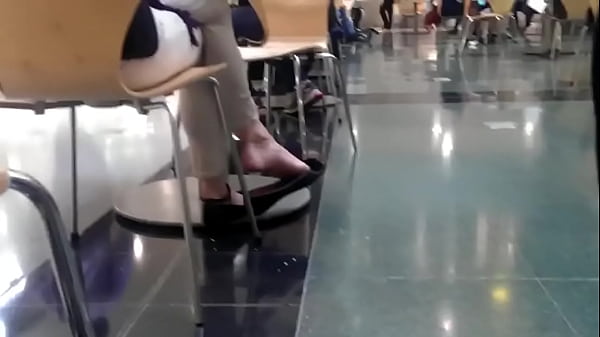 Nonton Shoeplay 54 thumbnail
