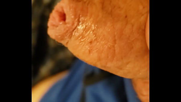 Play MP4 - Sweaty balls