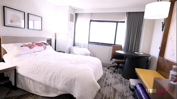 Play MP4 - Gigi Dior in at a Porn Convention with my Hot Busty Step Mom - First Time