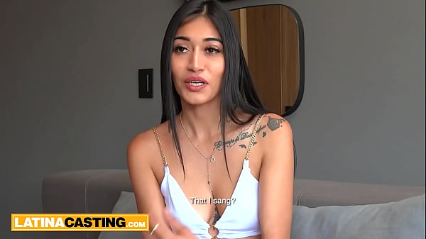 Play MP4 - Slender amateur Colombian model drilled hard in during casting