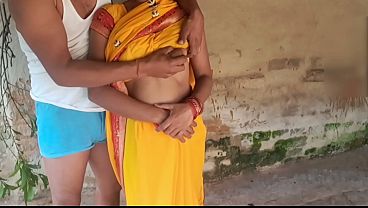 Satin silk saree muslim aunty desi indian lover openly boob press outdoors and 