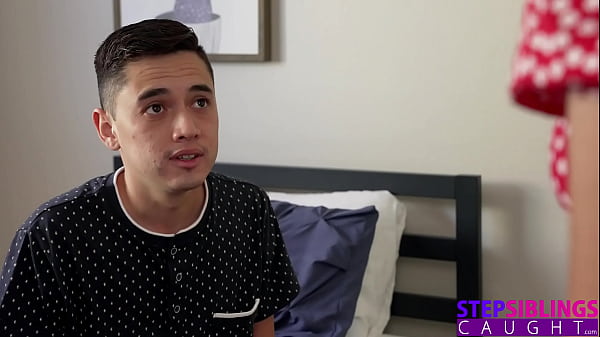 Play MP4 - Ryan Reid helps Stepbrother Overcome  his Penis Retraction Syndrome Fear