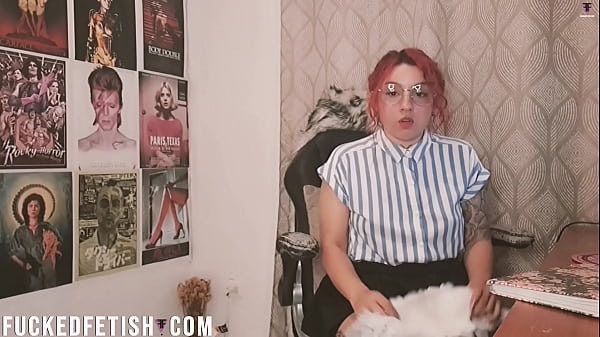 Play MP4 - Pamper pee at english class