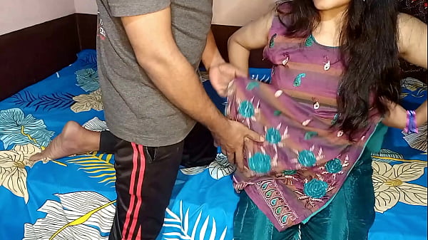 Aunty fucks when uncle goes to work fucking village milf wife