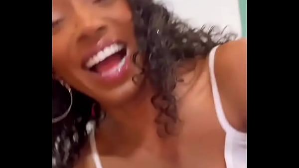 Nervous laugh when u dont know how to react or what to say to someone joking that u just met asking can you &ldquo; miche 