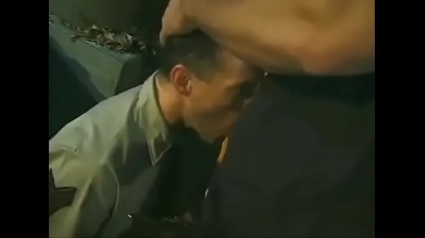 Play MP4 - Motor cop and MP