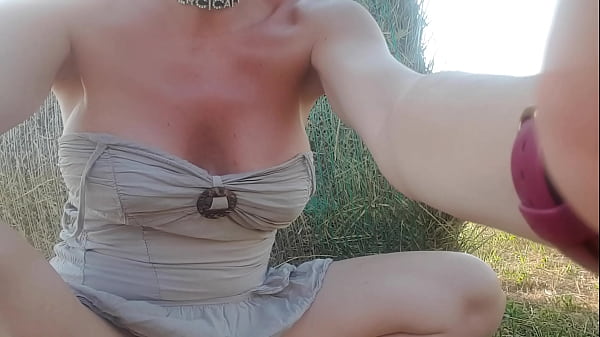 Nonton Moment Coquin Dans La Campagne.je Serai L&agrave; Ce Soir, Et Vous ?bizzxxl Les ... thumbnail