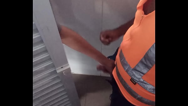 Putaria no vesti&aacute_rio