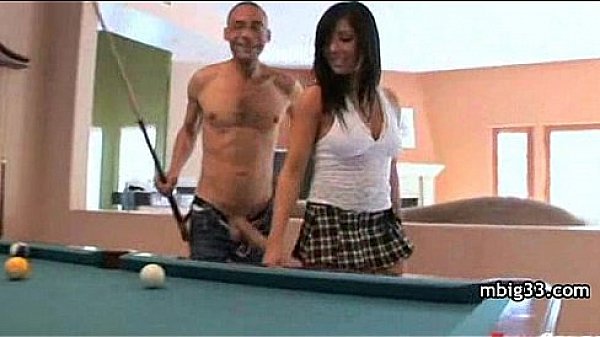 Nonton Busty Mom In Amateur Interracial Video thumbnail