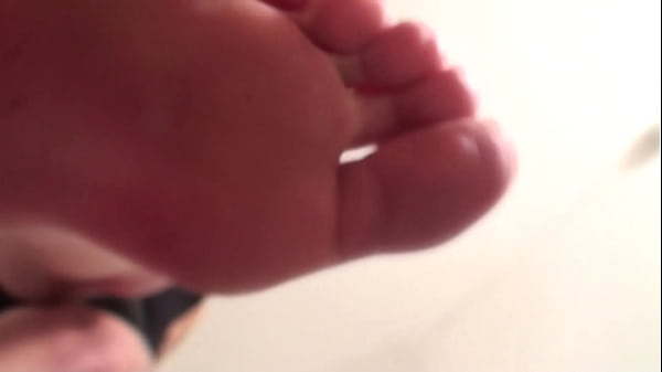 Play MP4 - stomping pov